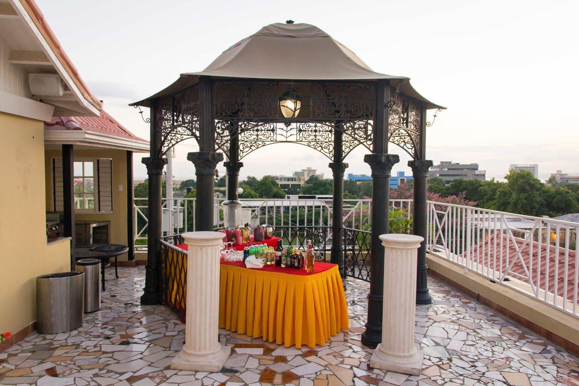 Eden Gardens Wellness Resort & Spa Кінгстон Екстер'єр фото